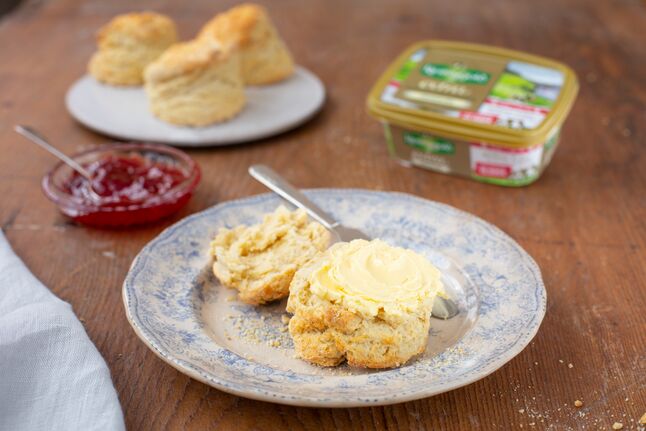 LinkedIn-True Taste of Kerrygold_Bo_Photography_Food_Scones_Pack German Extra_1